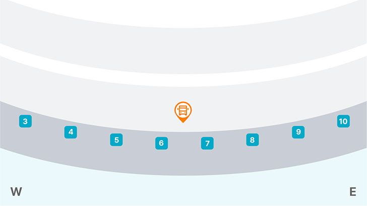 제1여객터미널과 제2여객터미널 간 무료순환버스 제2여객터미널 정차장 - 3층 6~7번 출입구앞 탑승